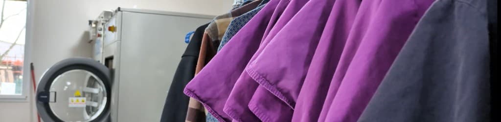 Bannière blanchisserie industrielle L'Atelier du Linge Lyon - Nettoyage haute technicité pressing écologique depuis 2007